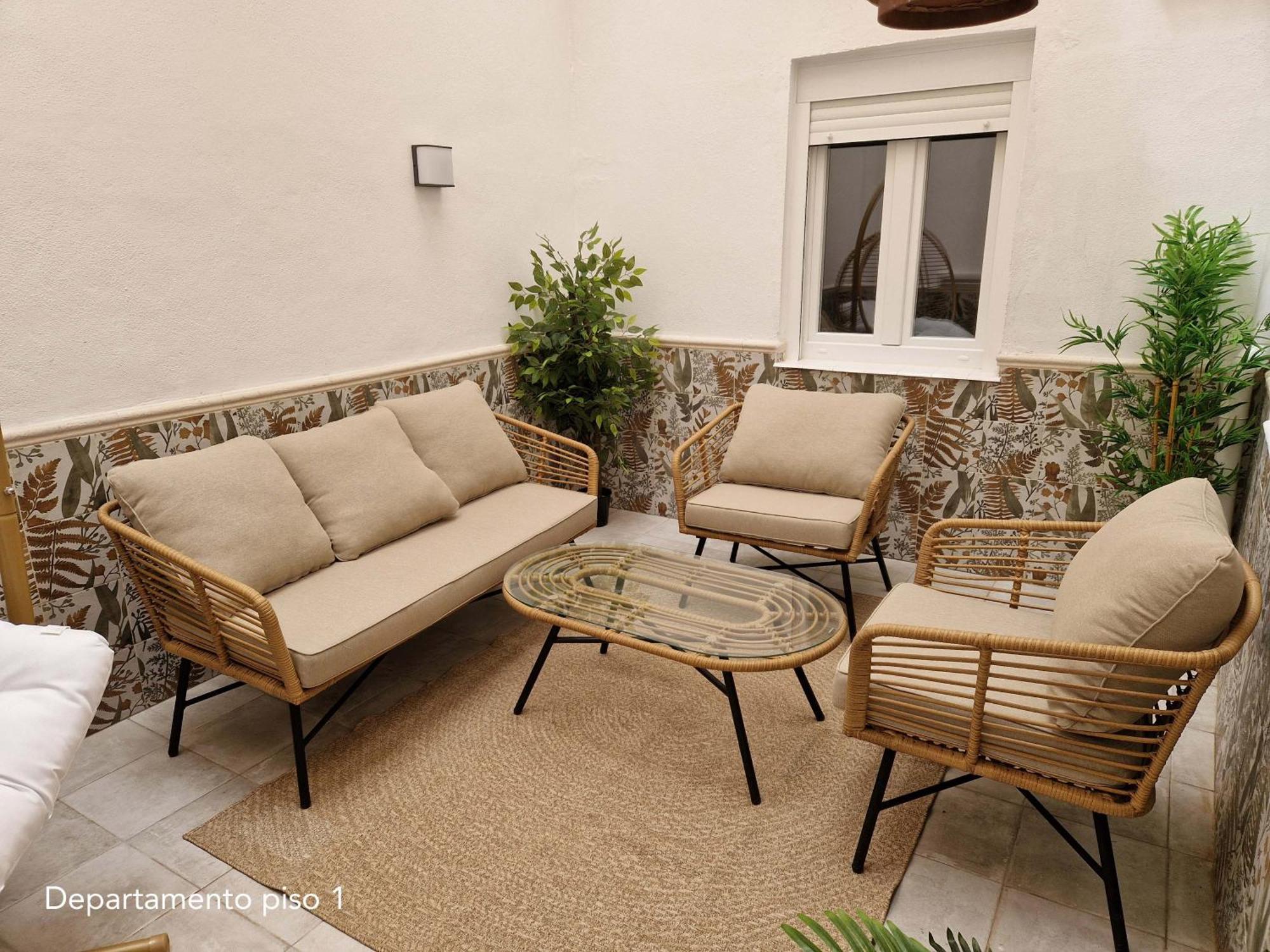 Virgen De Gracia Apartments Малага Номер фото