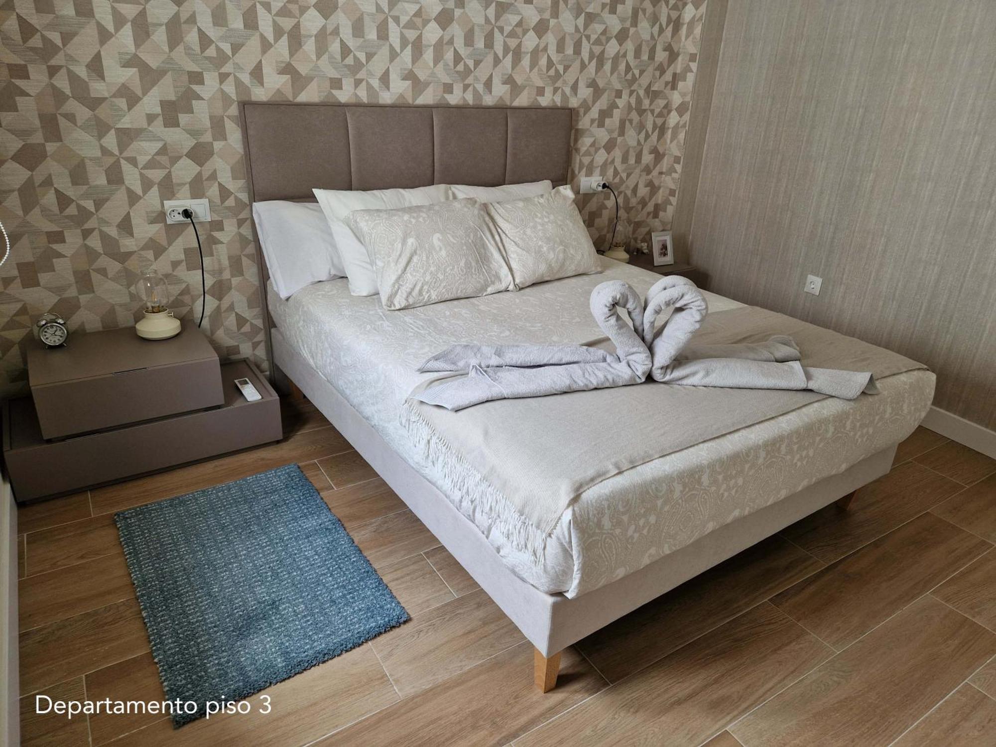 Virgen De Gracia Apartments Малага Екстер'єр фото