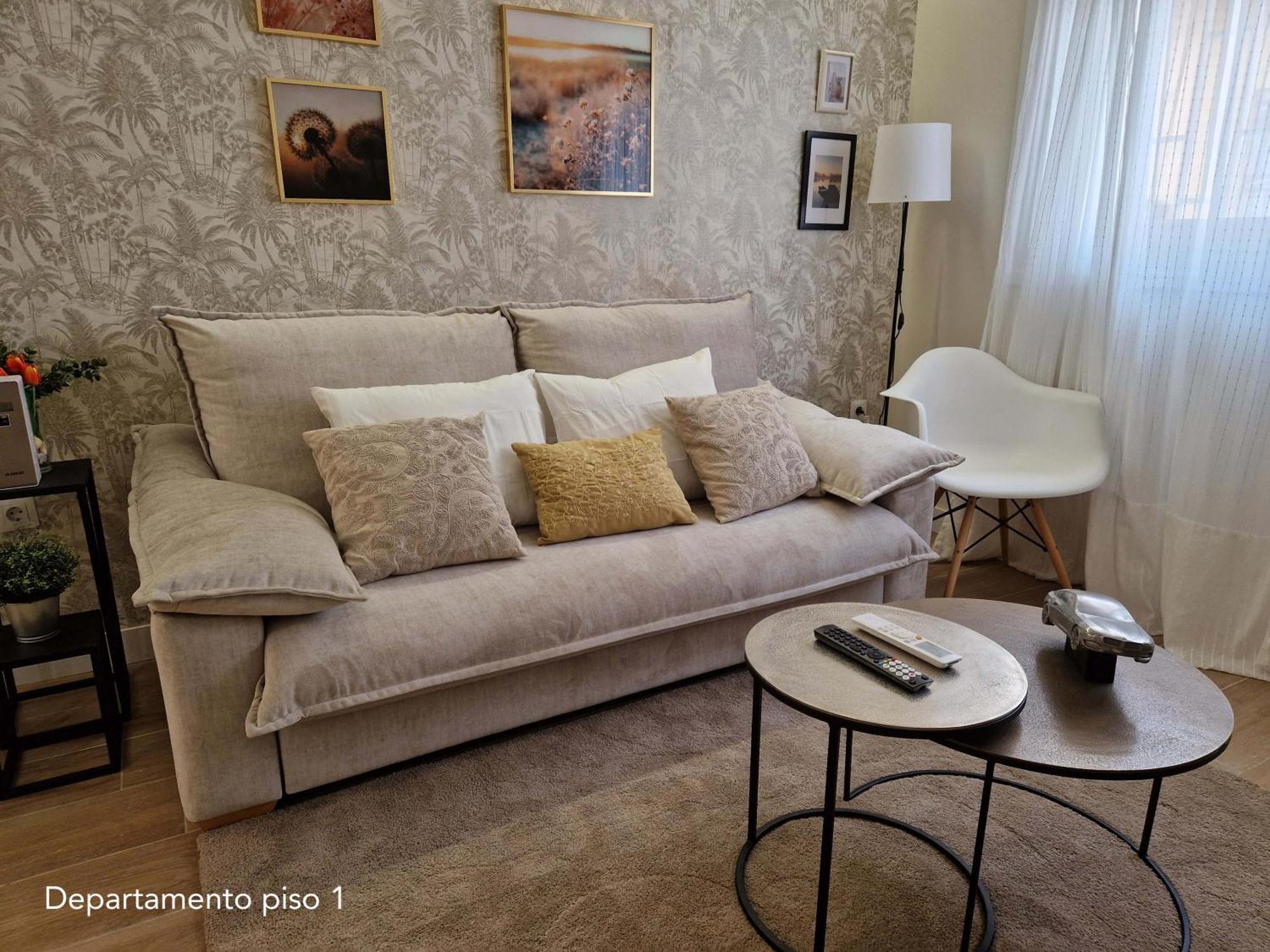 Virgen De Gracia Apartments Малага Номер фото